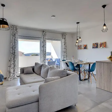 Mit Meerblick, Nur 500 Meter Zum 梅杜林