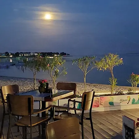 Διαμέρισμα Mit Meerblick, Nur 500 Meter Zum